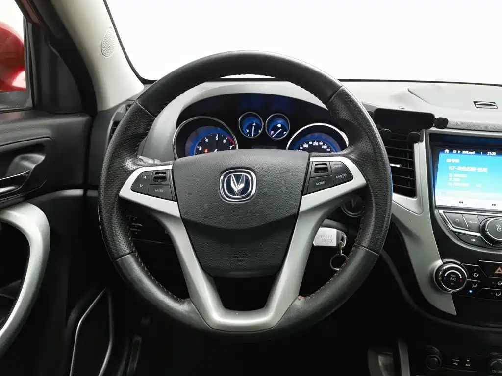Changan CS35 — миниатюра 11