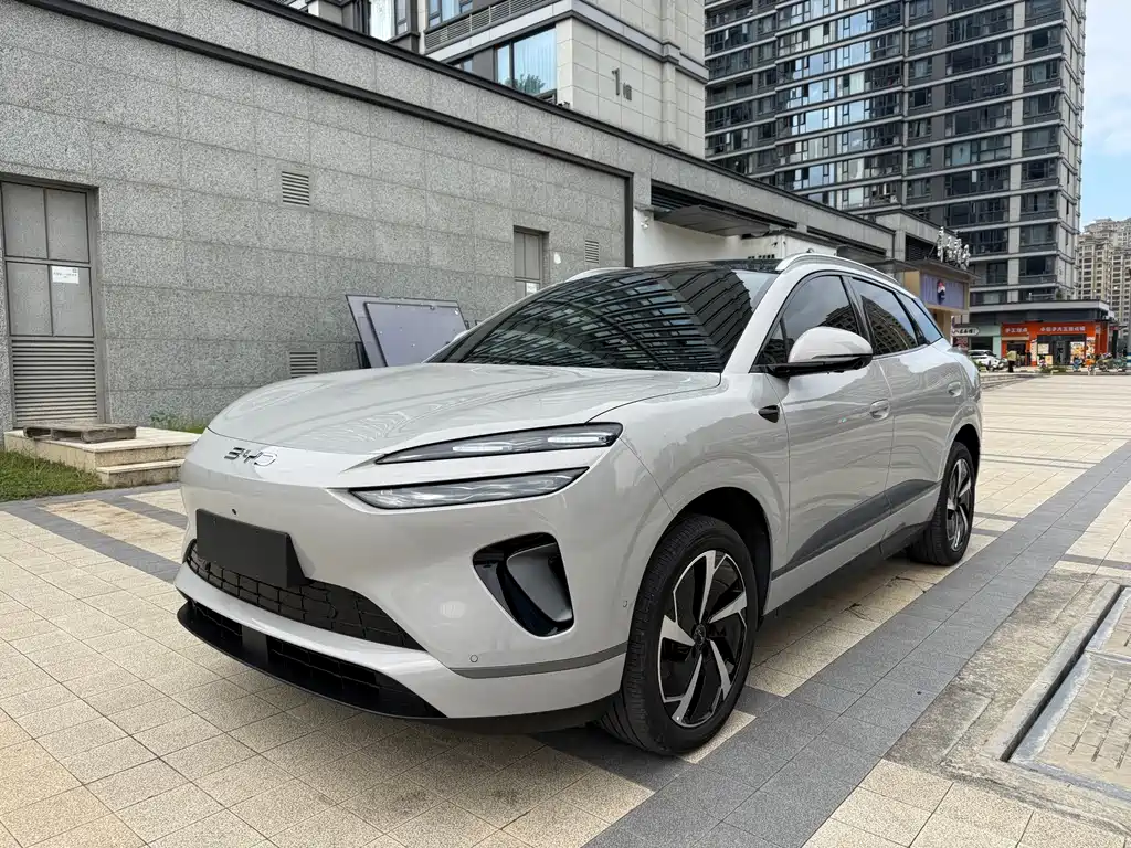 BYD Sealion 06
