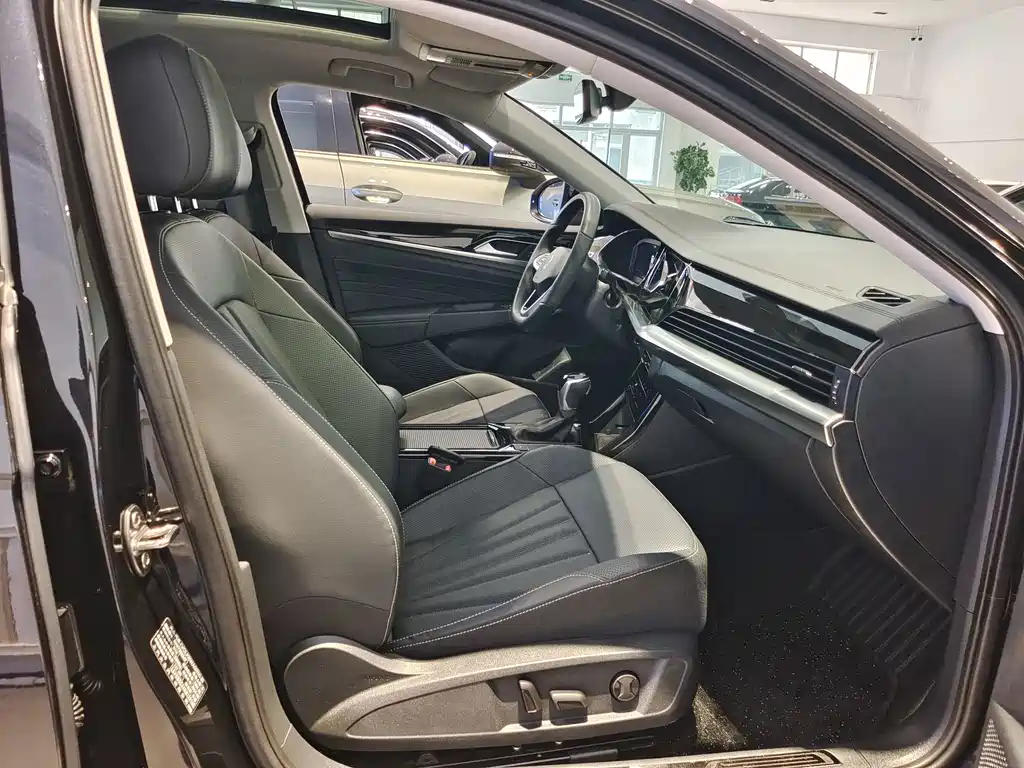 Volkswagen Passat — миниатюра 8