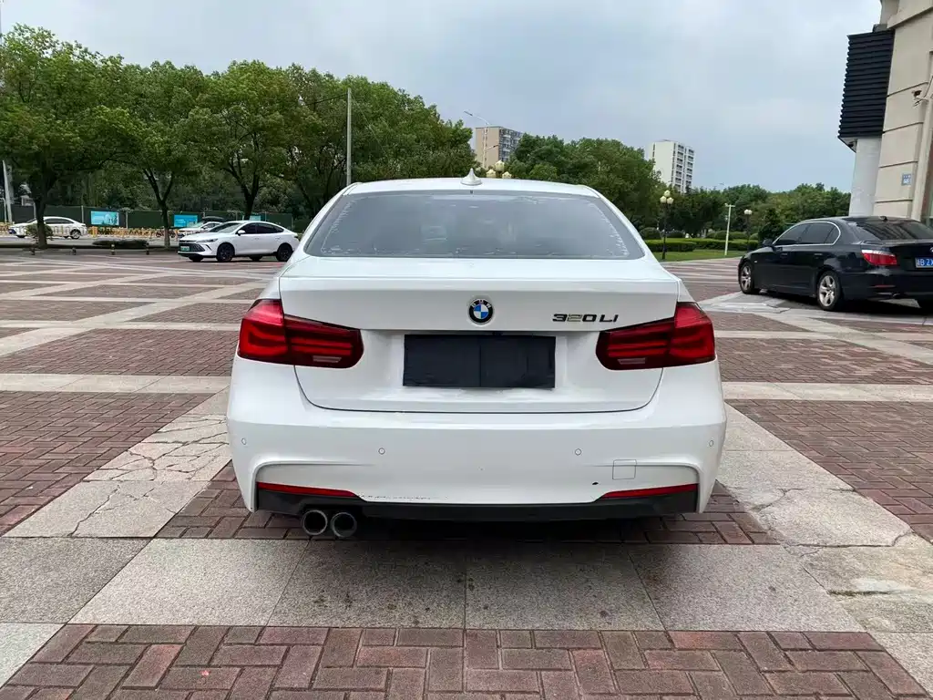 BMW 3 Series — миниатюра 15
