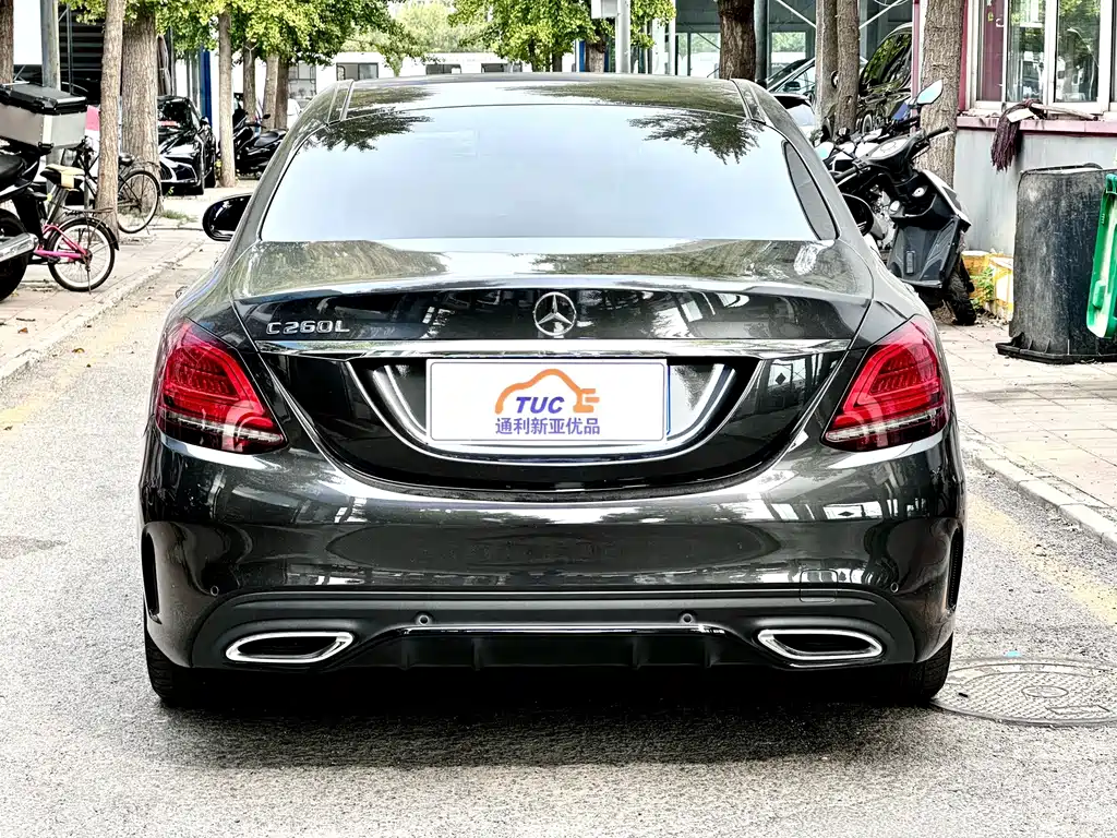 Mercedes-Benz C-Class — миниатюра 4
