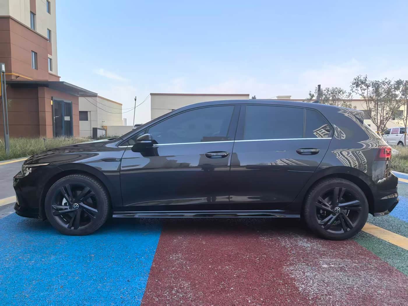 Volkswagen Golf 1.4 л 2023 г. Чёрный, пробег 39000 км