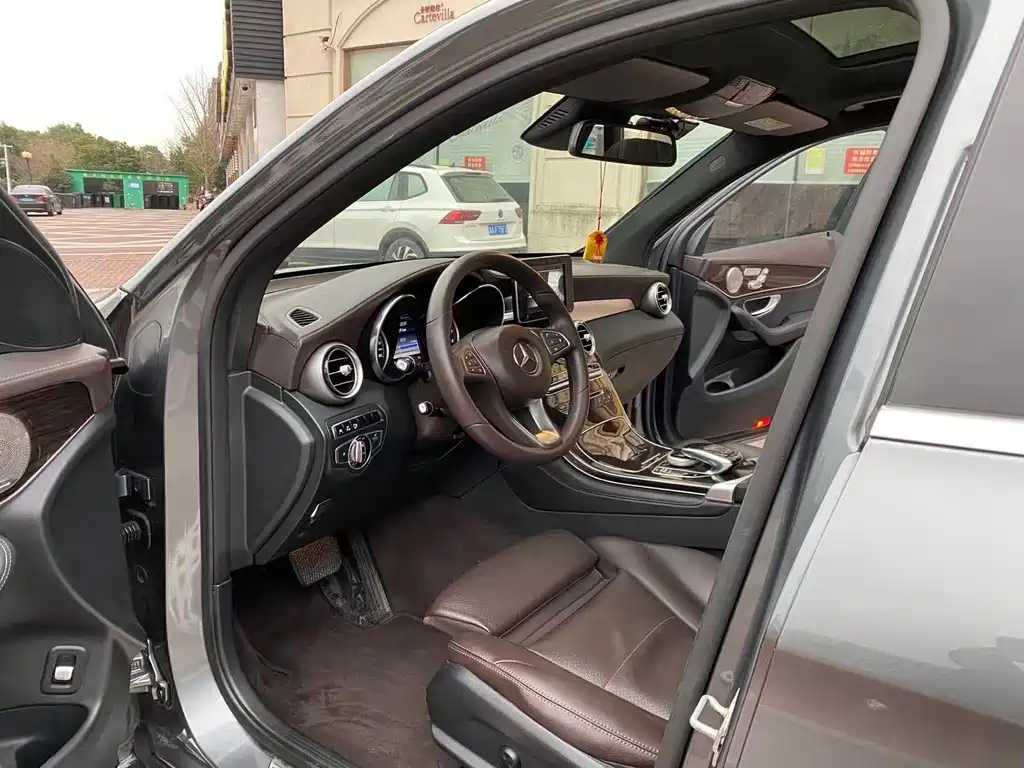 Mercedes-Benz GLC — миниатюра 6