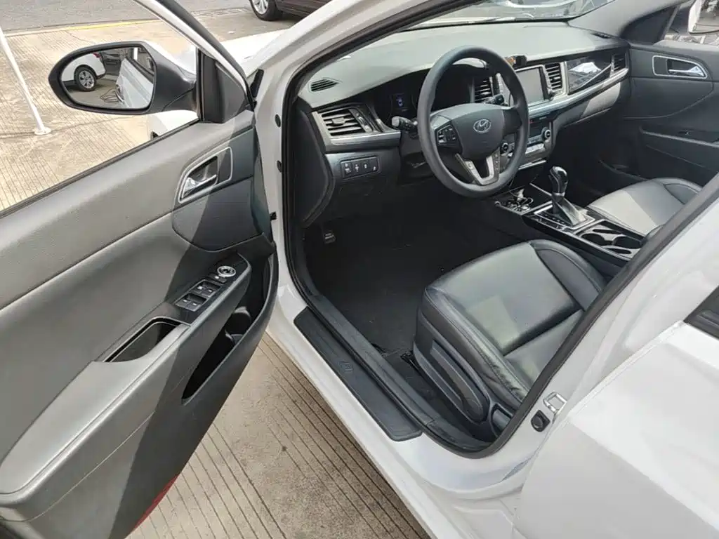 Hyundai Mistra — миниатюра 16