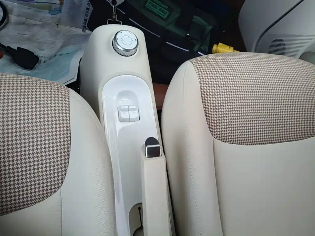 Wuling MINIEV — миниатюра 14