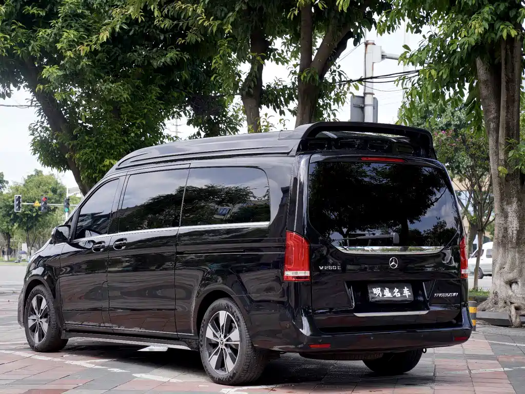 Mercedes-Benz V-Class — миниатюра 29