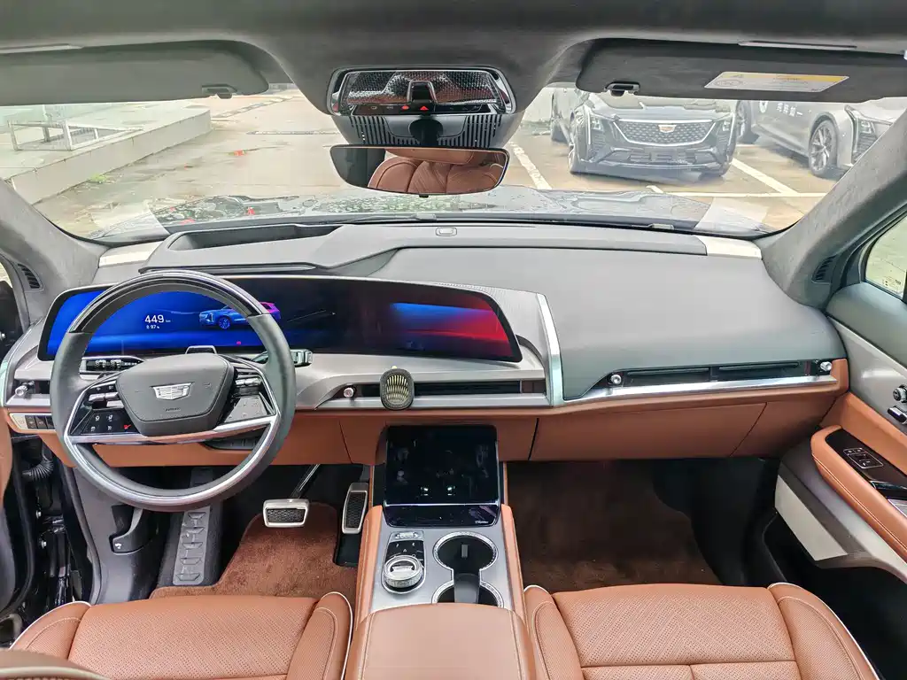 Cadillac VISTIQ — миниатюра 7