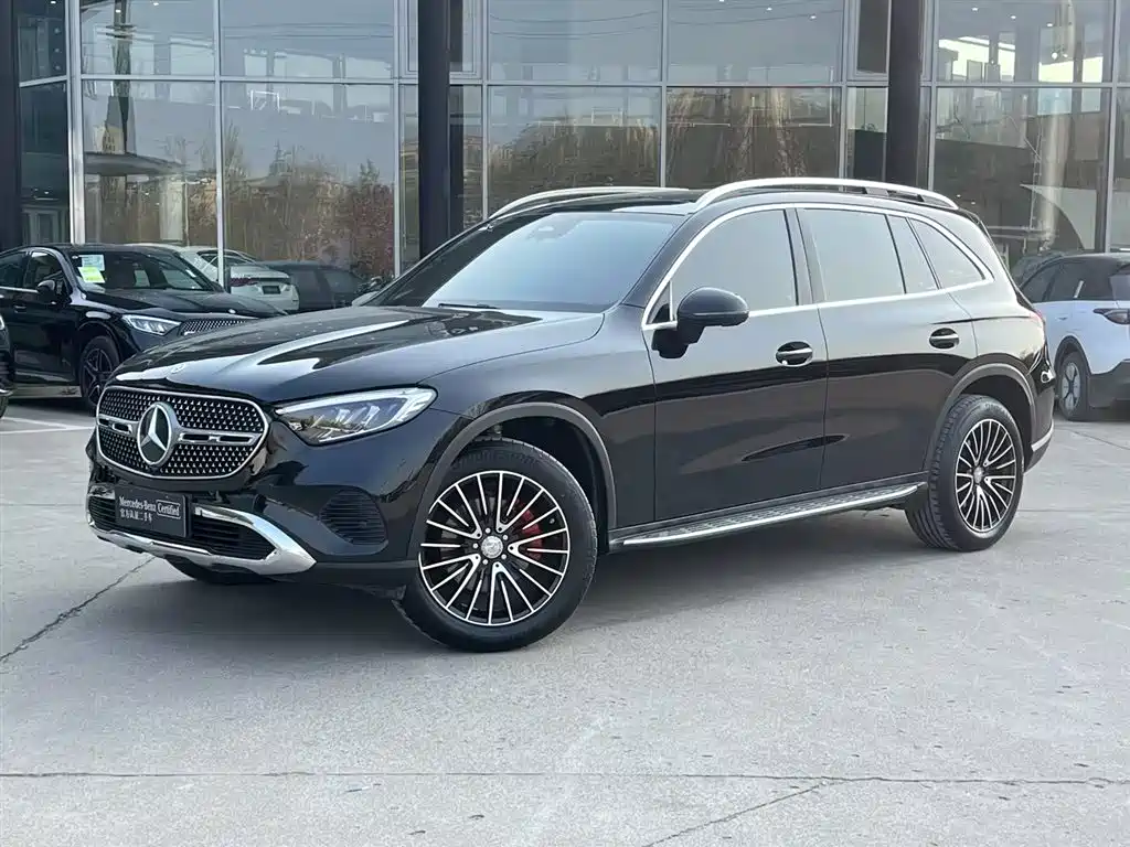 Mercedes-Benz GLC 2023