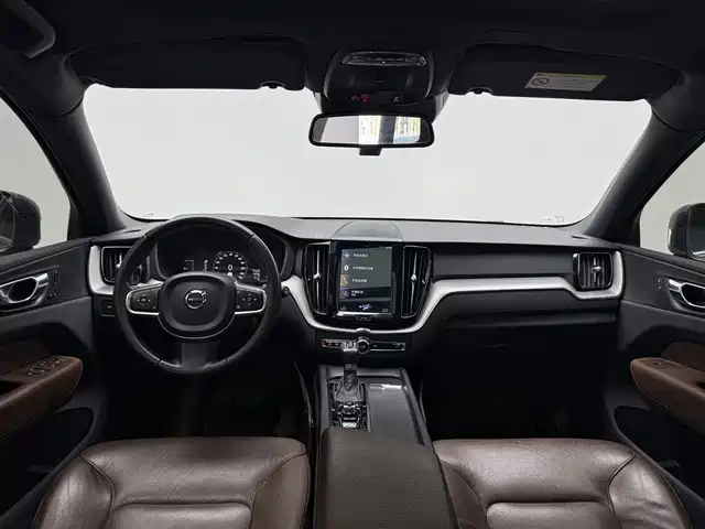 Volvo XC60 2021 T5 Luxury