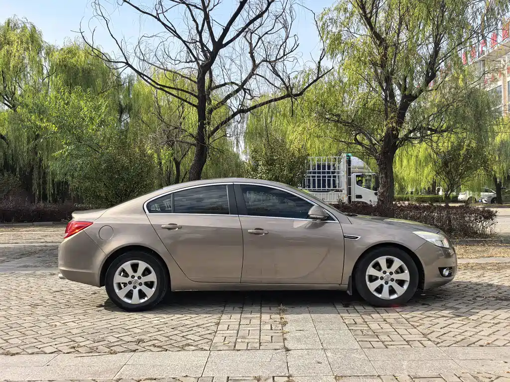 Buick Regal — миниатюра 7