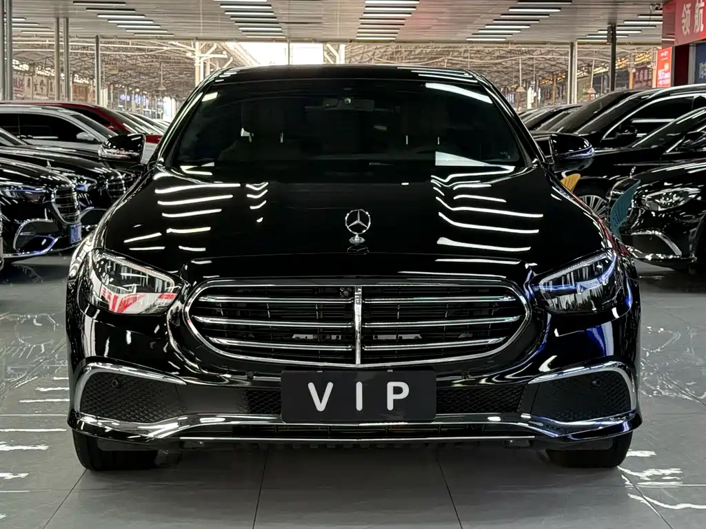 Mercedes-Benz E-Class — миниатюра 3