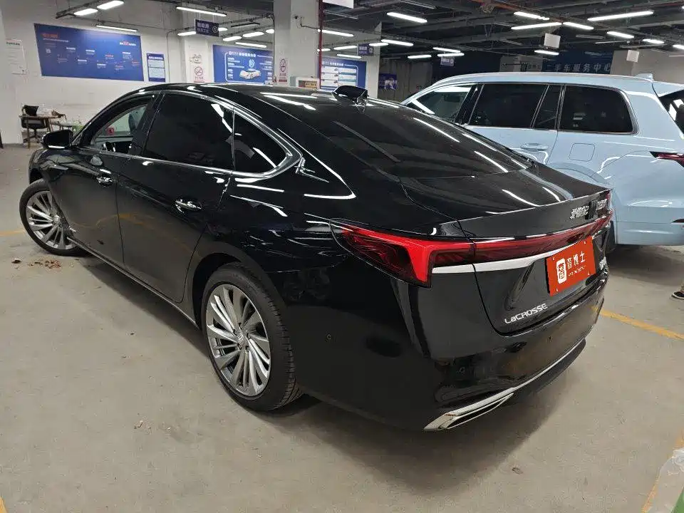 Buick LaCrosse — миниатюра 6