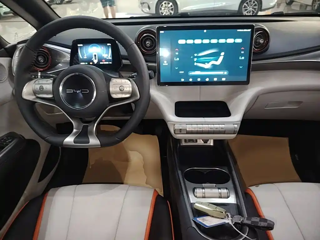 BYD Dolphin — миниатюра 10