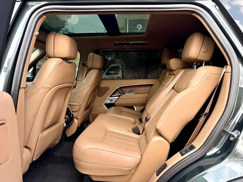 Land Rover Range Rover — миниатюра 15