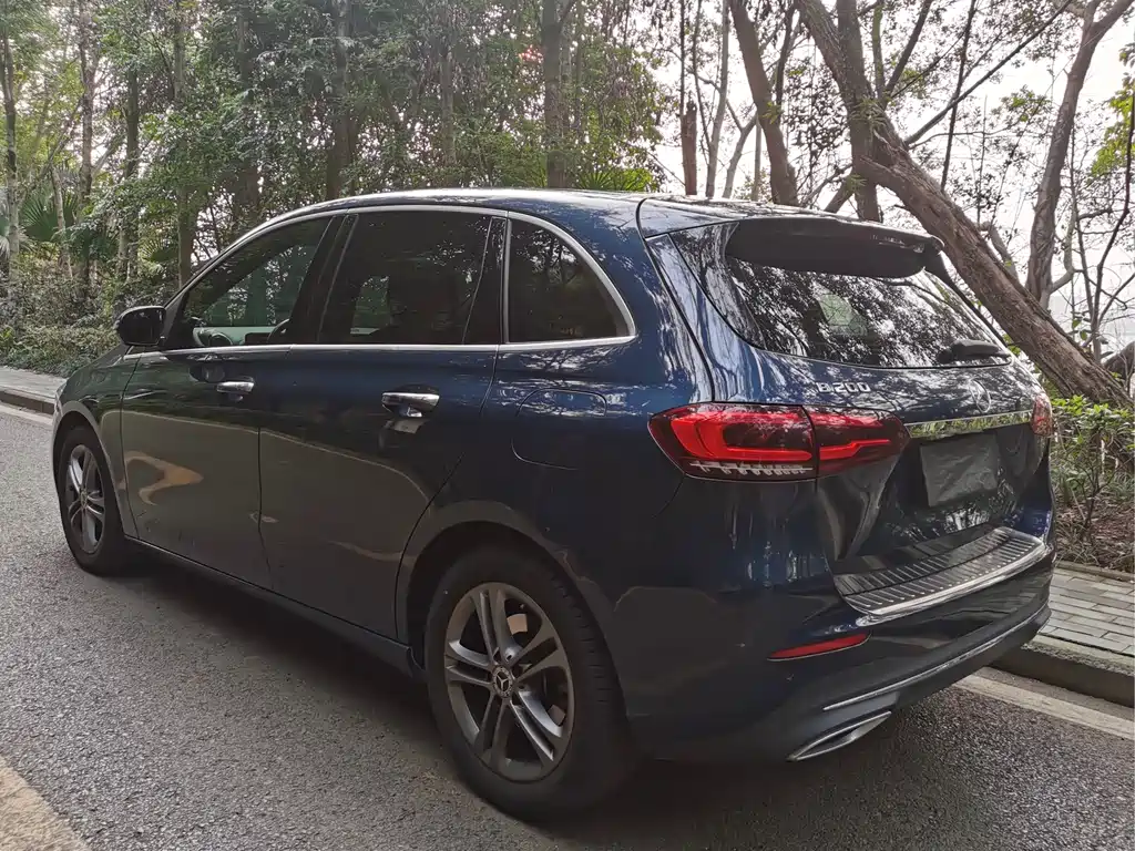 MERCEDES-BENZ B CLASS