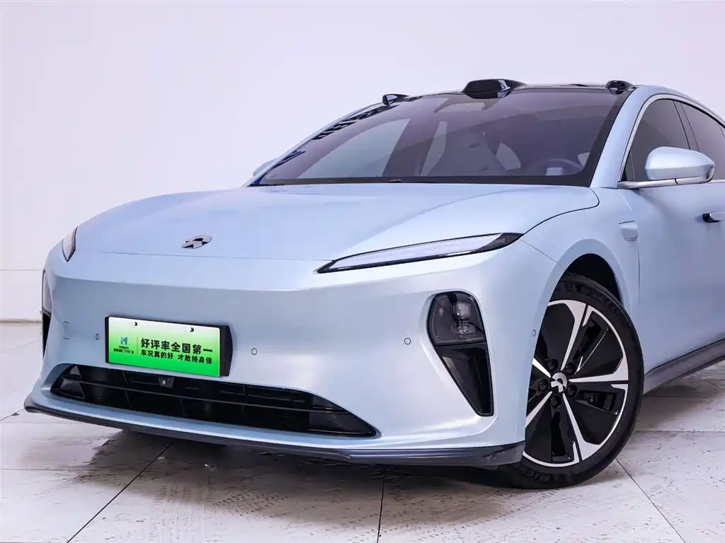 NIO NIO ET5T