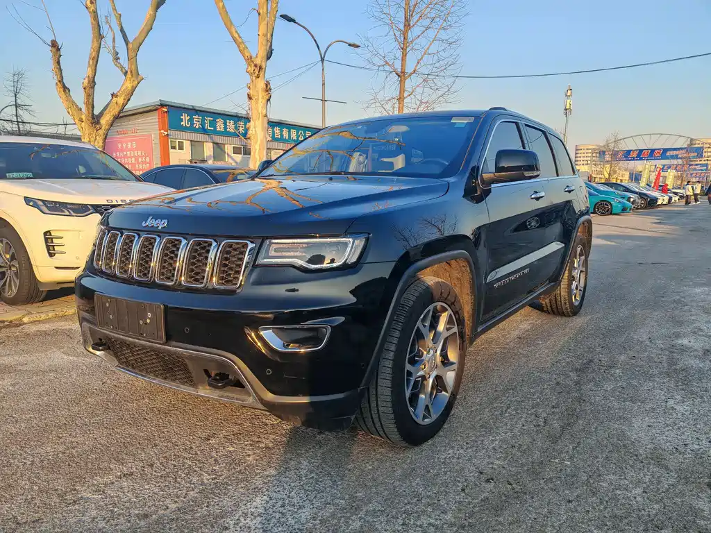 Jeep Grand Cherokee (Import) 2021
