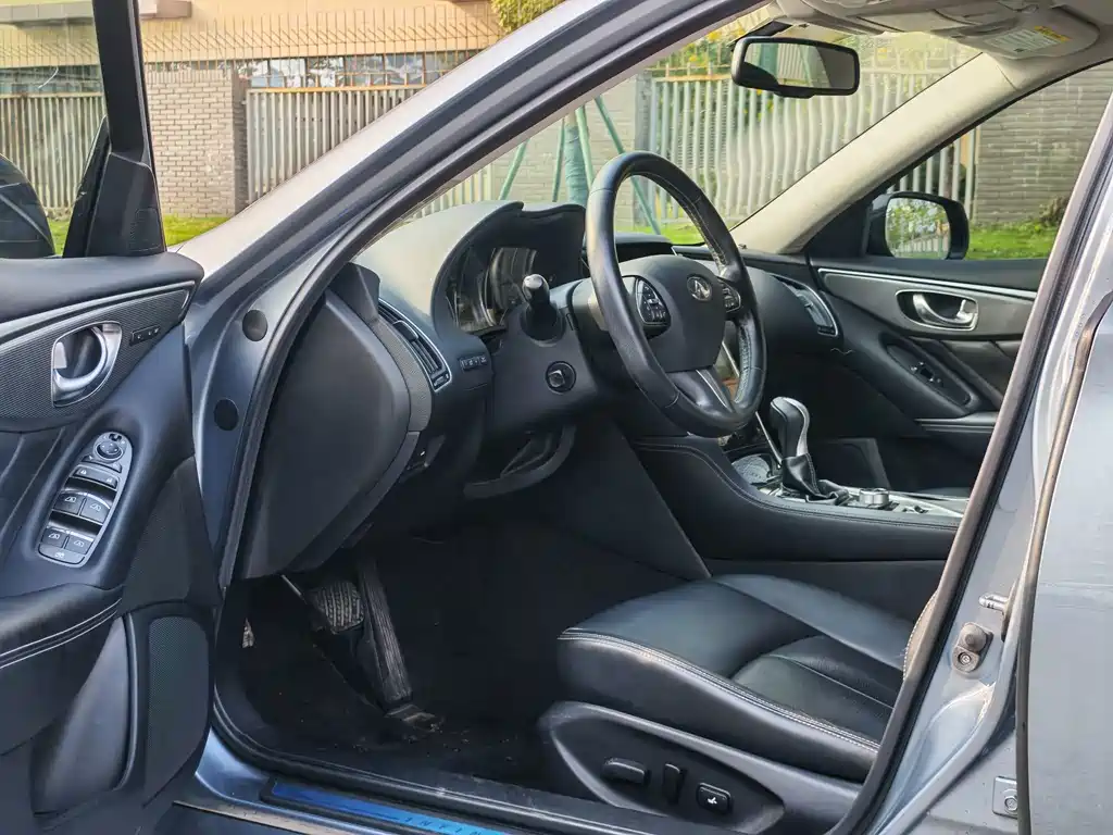 Infiniti Q50 — миниатюра 8