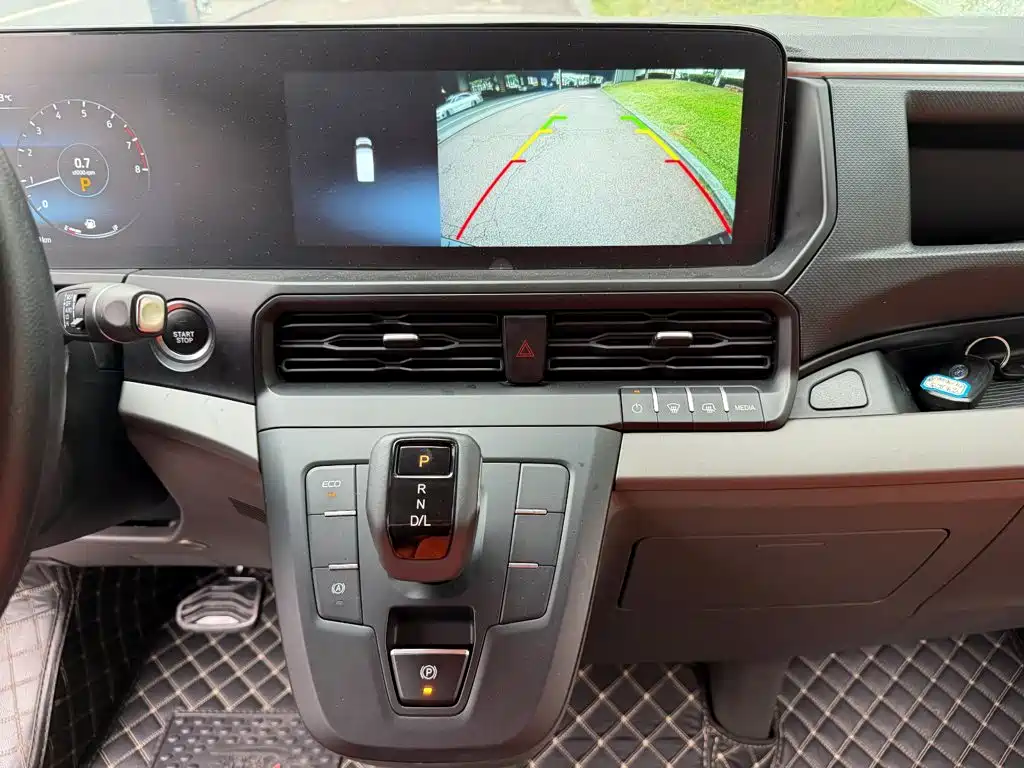 Ford Transit — миниатюра 9