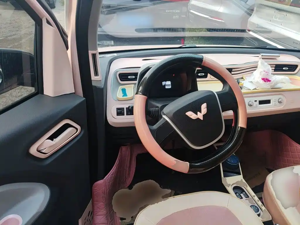 Wuling MINIEV — миниатюра 11
