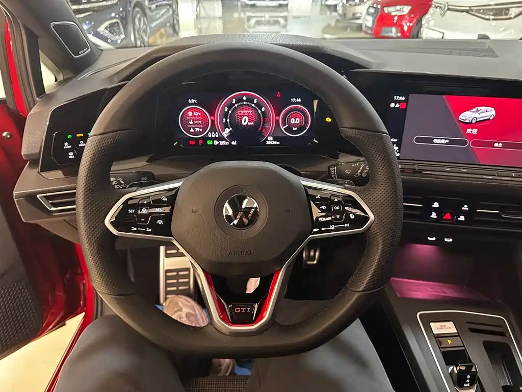Volkswagen Golf GTI GTI 2021 380TSI DSG GTI