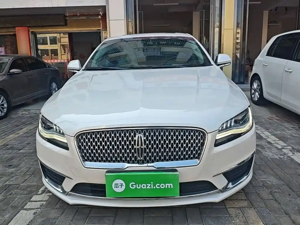 Lincoln MKZ — миниатюра 3