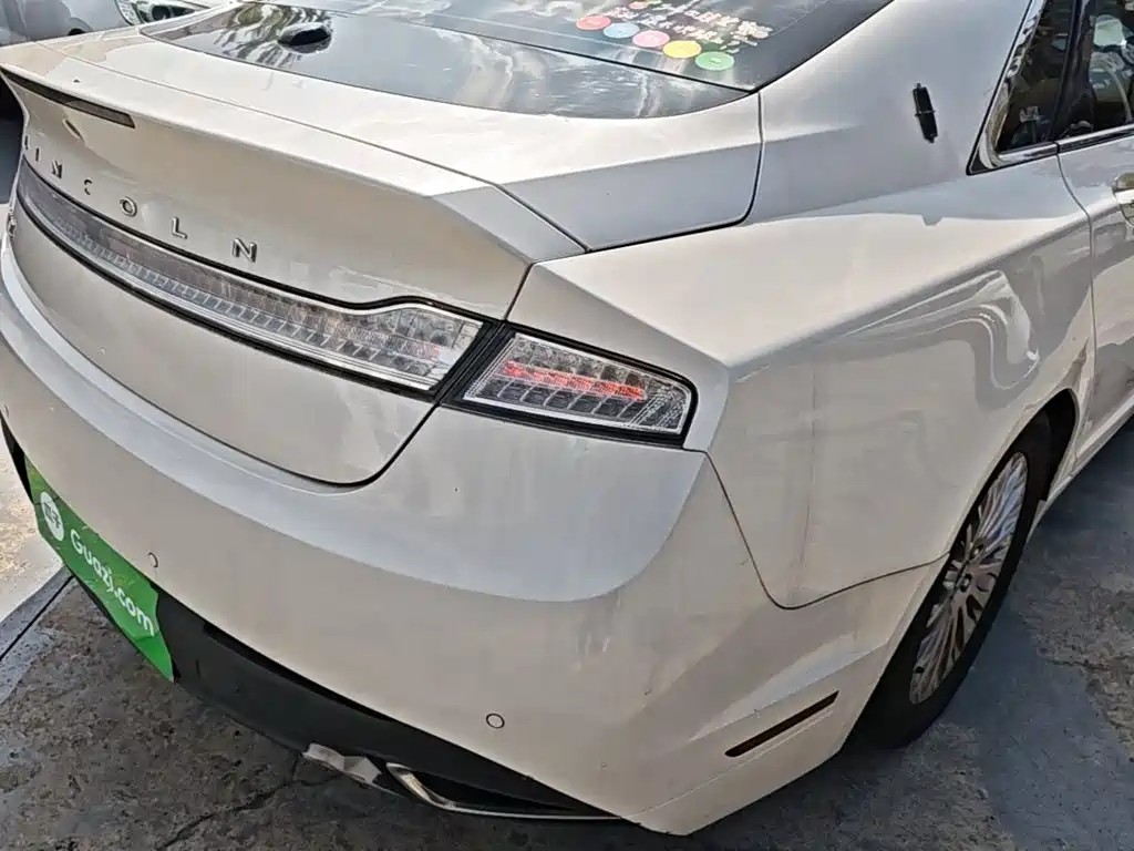 Lincoln MKZ — миниатюра 8