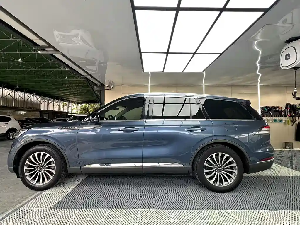 Lincoln Aviator 2020 3.0T V6