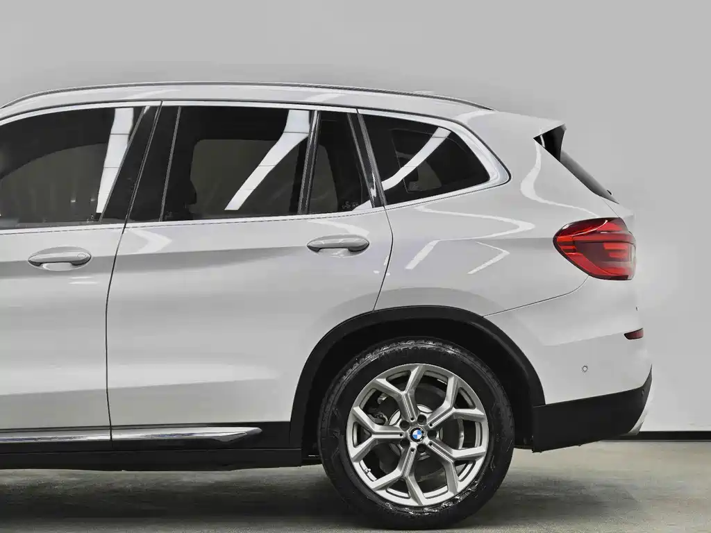 BMW X3 — миниатюра 20