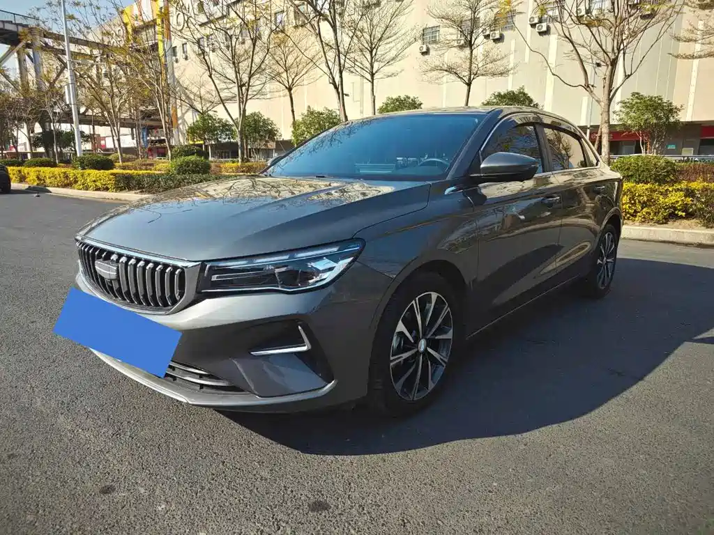 Geely Emgrand 2025