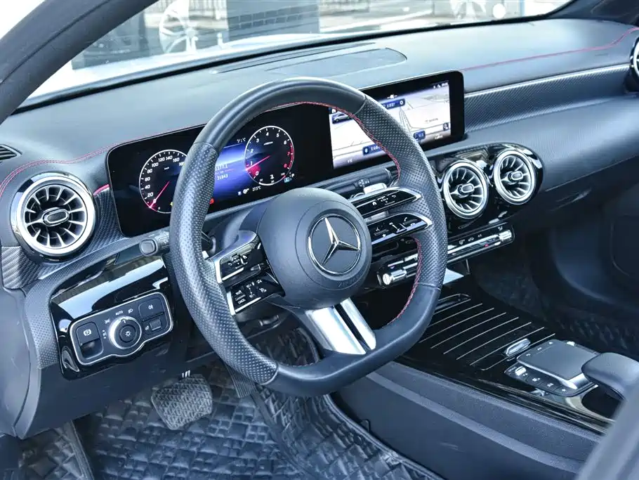 MERCEDES-BENZ A CLASS