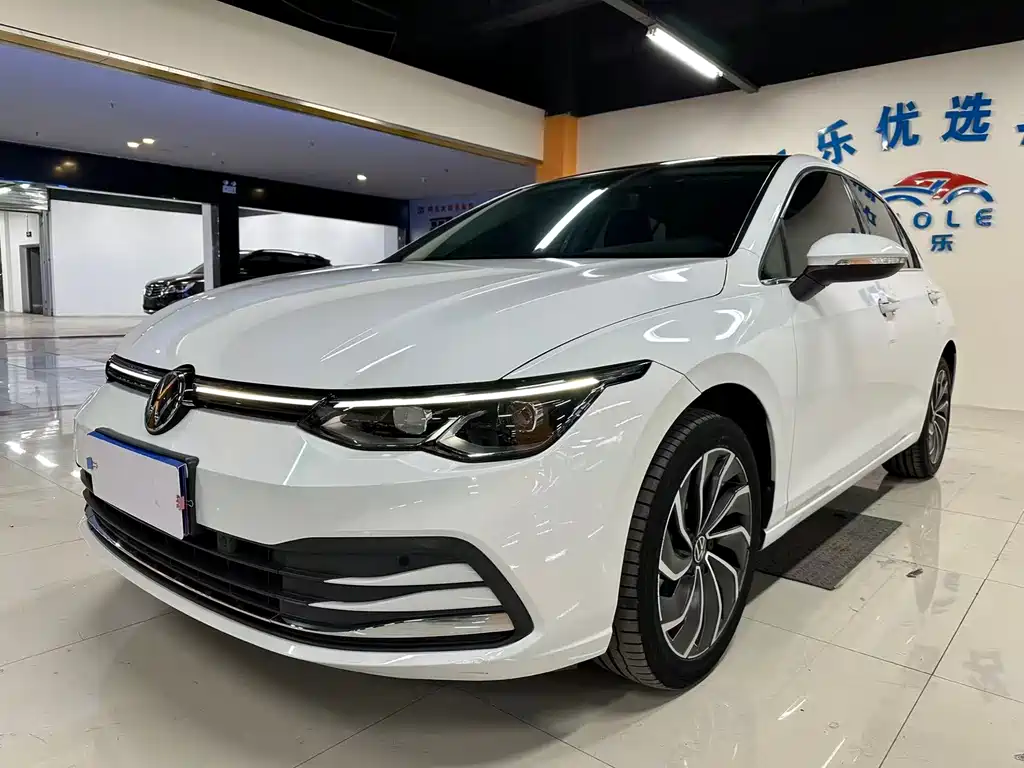 Volkswagen Golf 2022