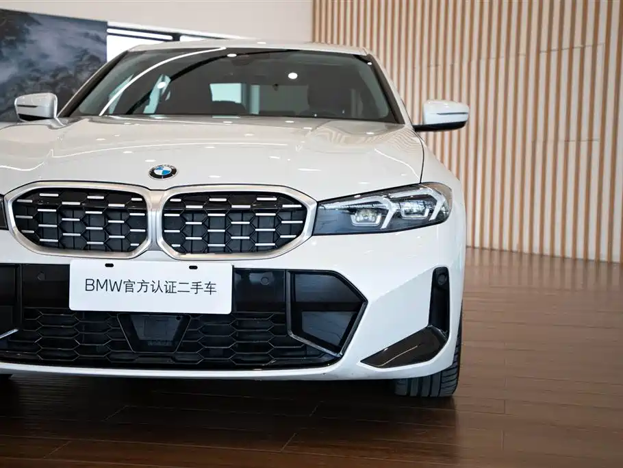 BMW 3 Series — миниатюра 9