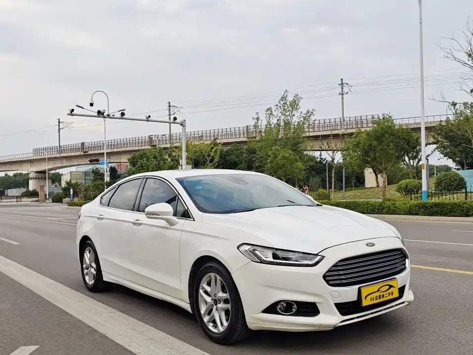Ford Mondeo — миниатюра 16
