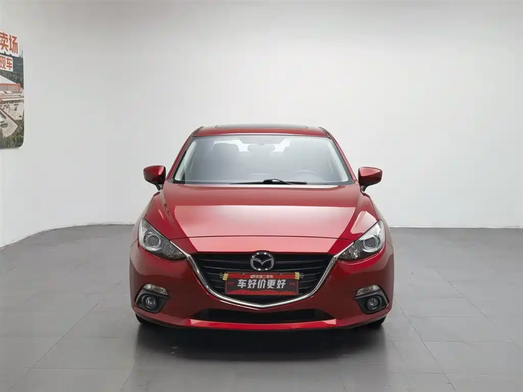Mazda Mazda3 3 2016 1.5L AT Luxury