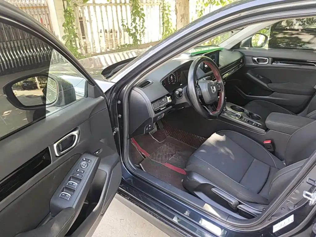 Honda Civic — миниатюра 16