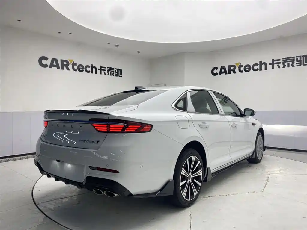 Geely Preface 2026 2.0TD
