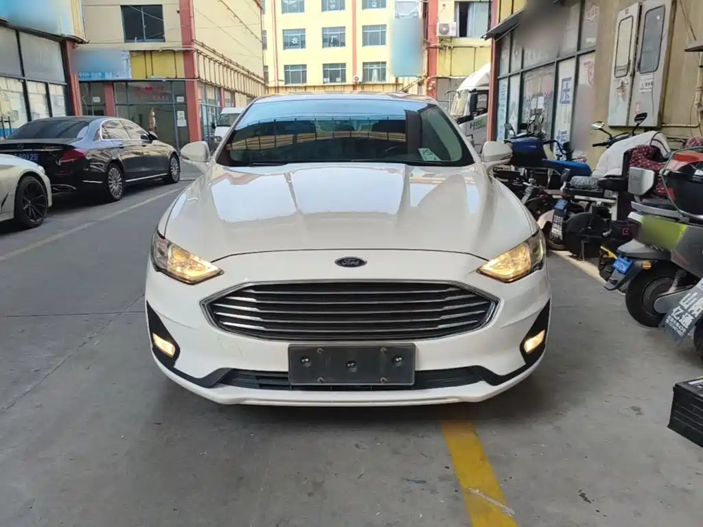 Ford Mondeo — миниатюра 3