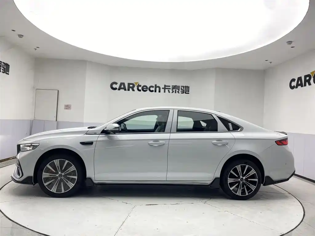Geely Preface 2026 2.0TD