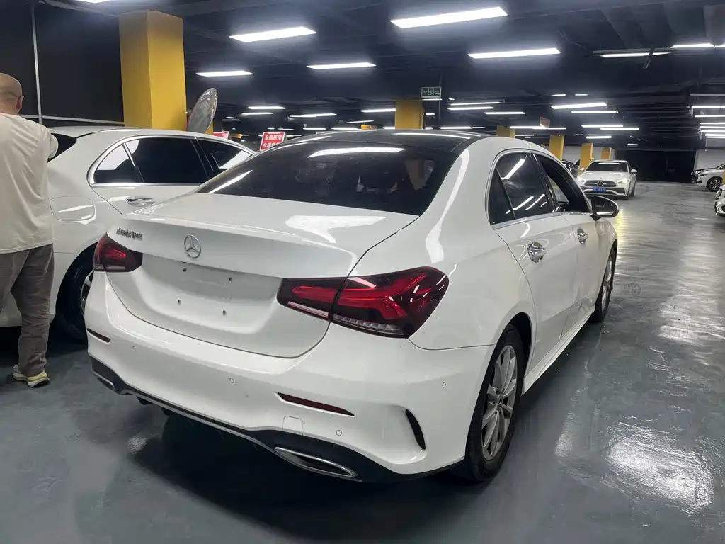 Mercedes-Benz A-Class — миниатюра 9