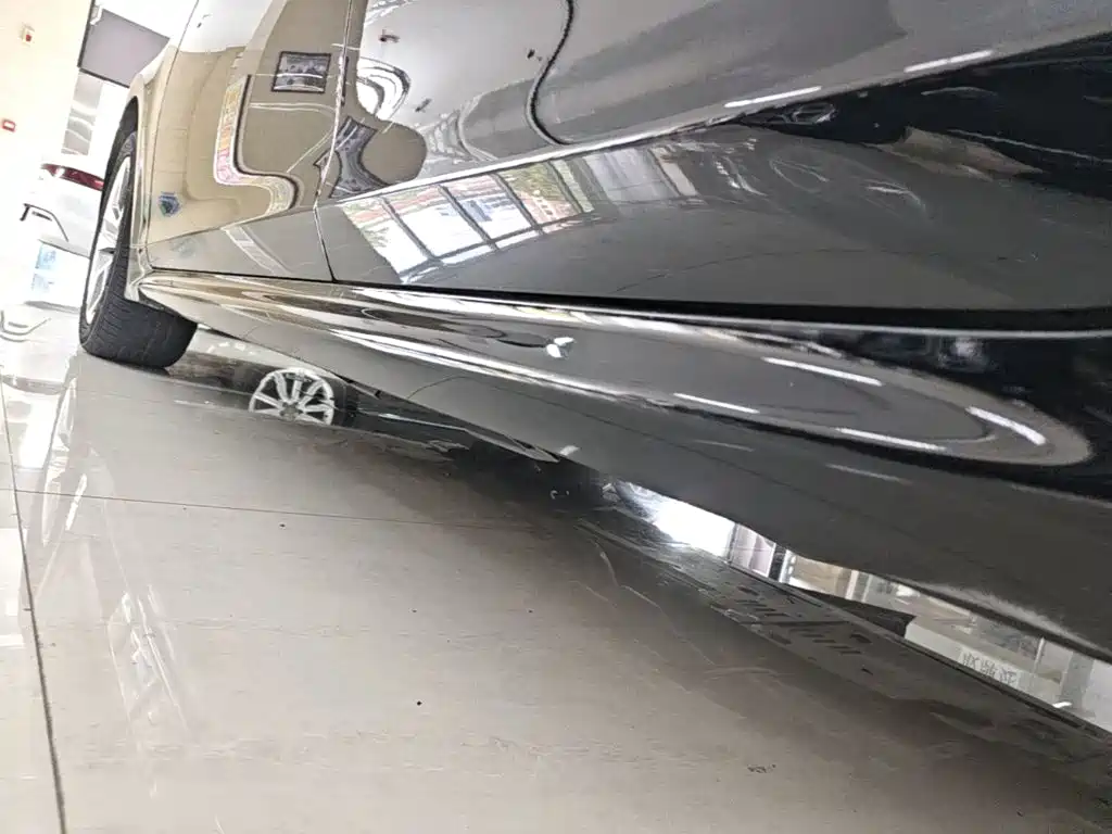 Toyota Crown — миниатюра 22