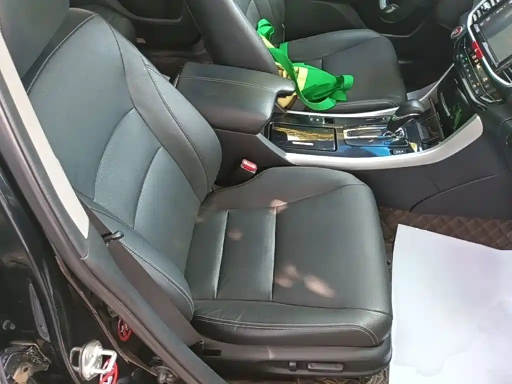 Honda Accord — миниатюра 25