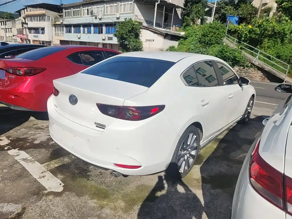 Mazda 3 Axela — миниатюра 7