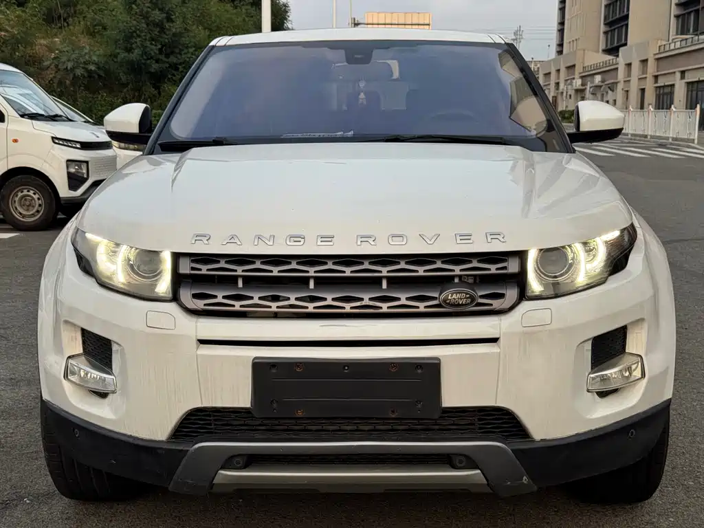 Land Rover Evoque — миниатюра 2