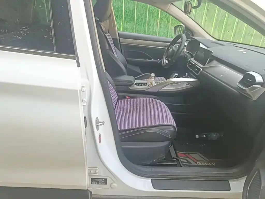 Geely Binyue — миниатюра 25
