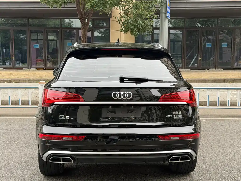 Audi Q5L — миниатюра 8