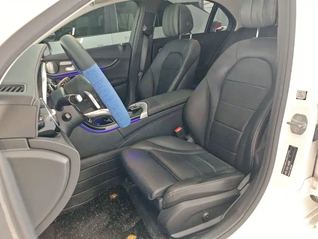 Mercedes-Benz C-Class — миниатюра 15