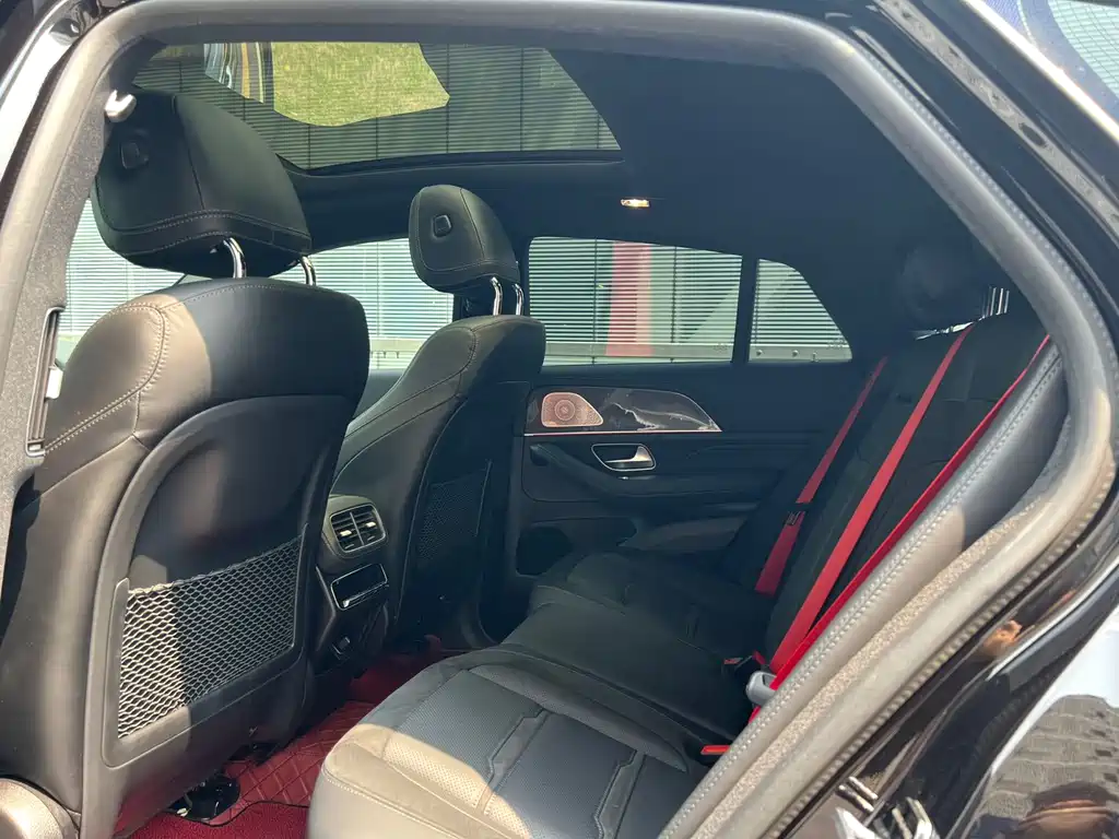 Mercedes-Benz GLE Coupe AMG — миниатюра 9