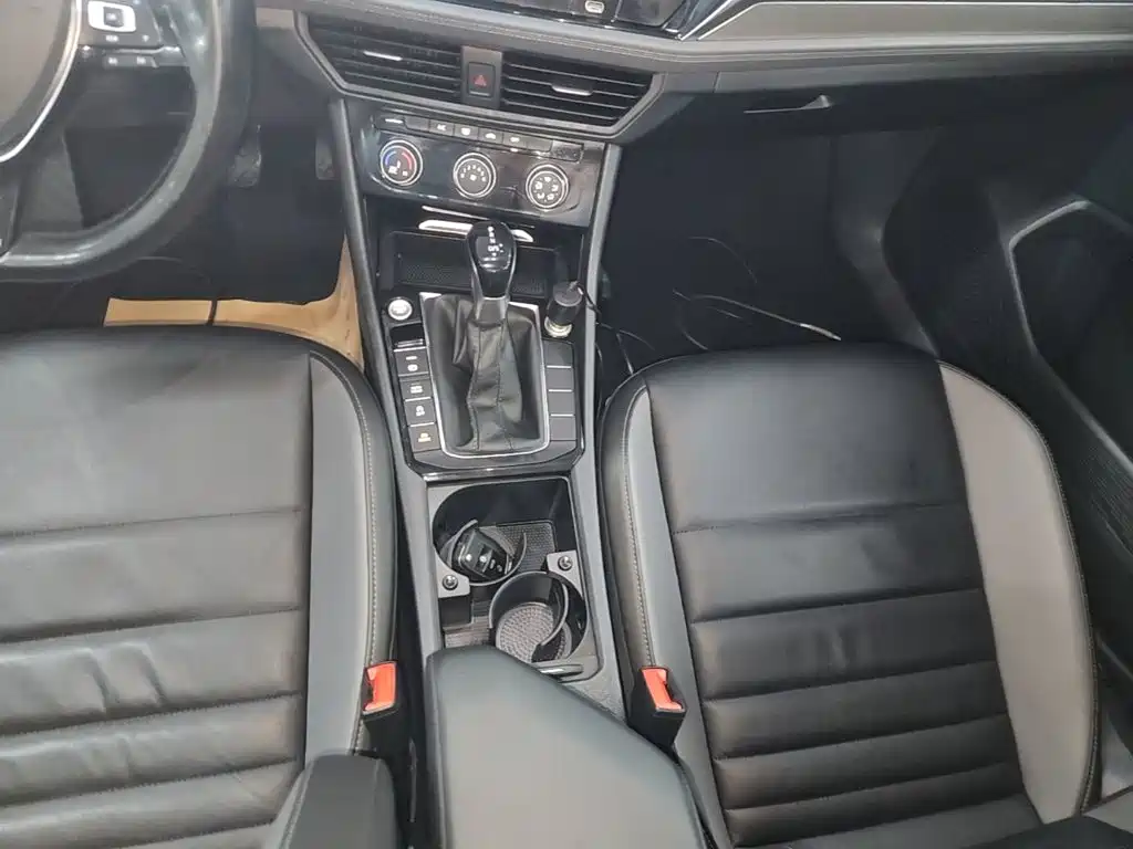 Volkswagen Sagitar — миниатюра 14