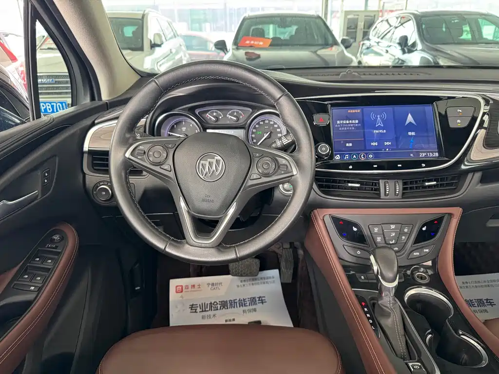 Buick Envision Plus — миниатюра 10